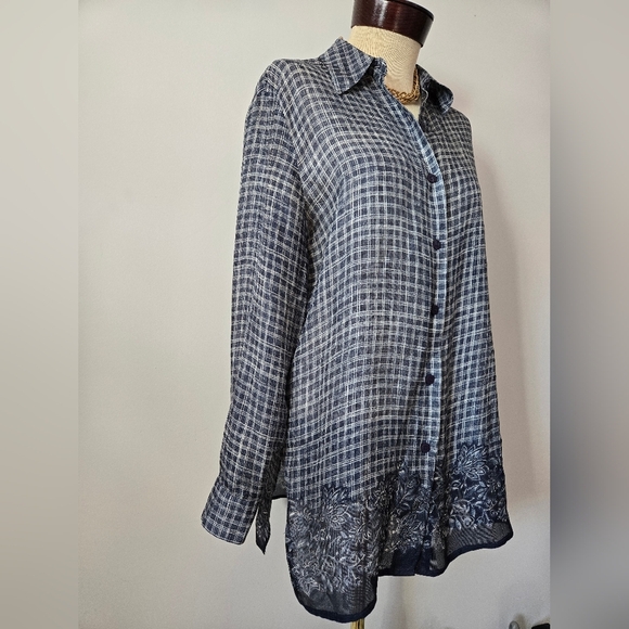 NEIMAN MARCUS 100% Silk Blue Plaid Semi Sheer Top With Floral Hem. Size 6 - Picture 2 of 11